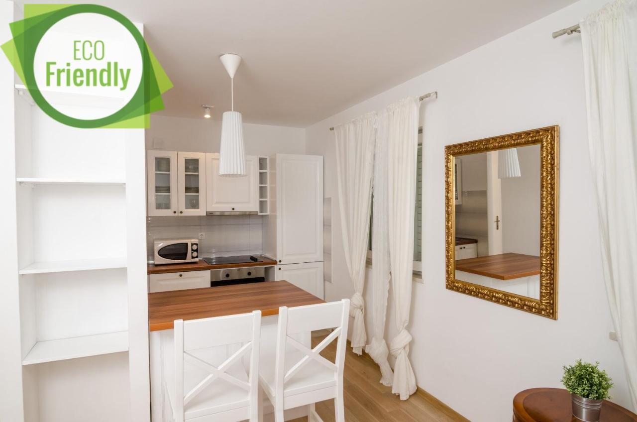 Carmelitta Apartamento *